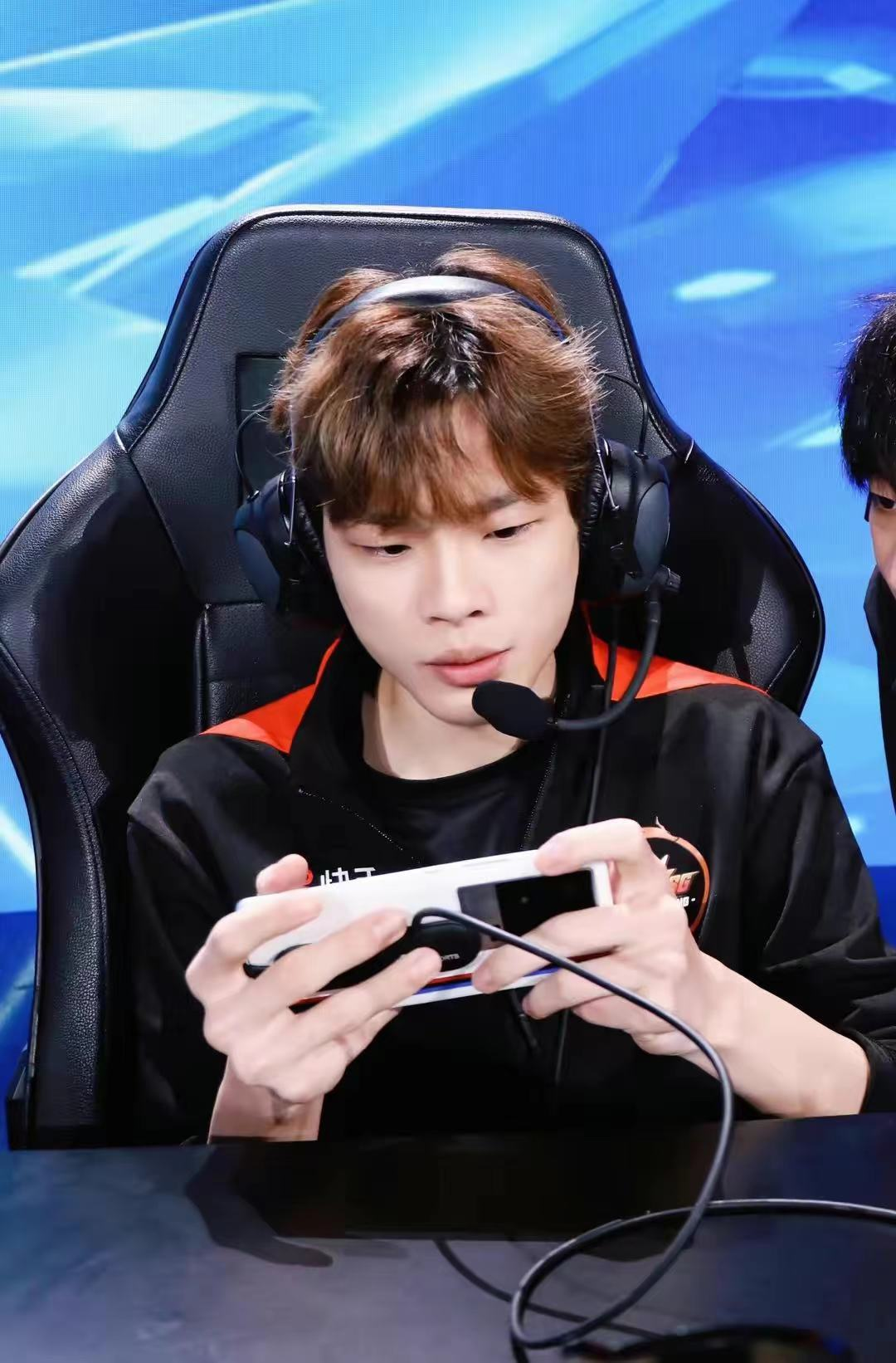 爱游戏APP-关于DRX血洗TSM,CoreJJ完成史诗逆转焦点之战淘汰赛,成为赛场最大亮点的信息