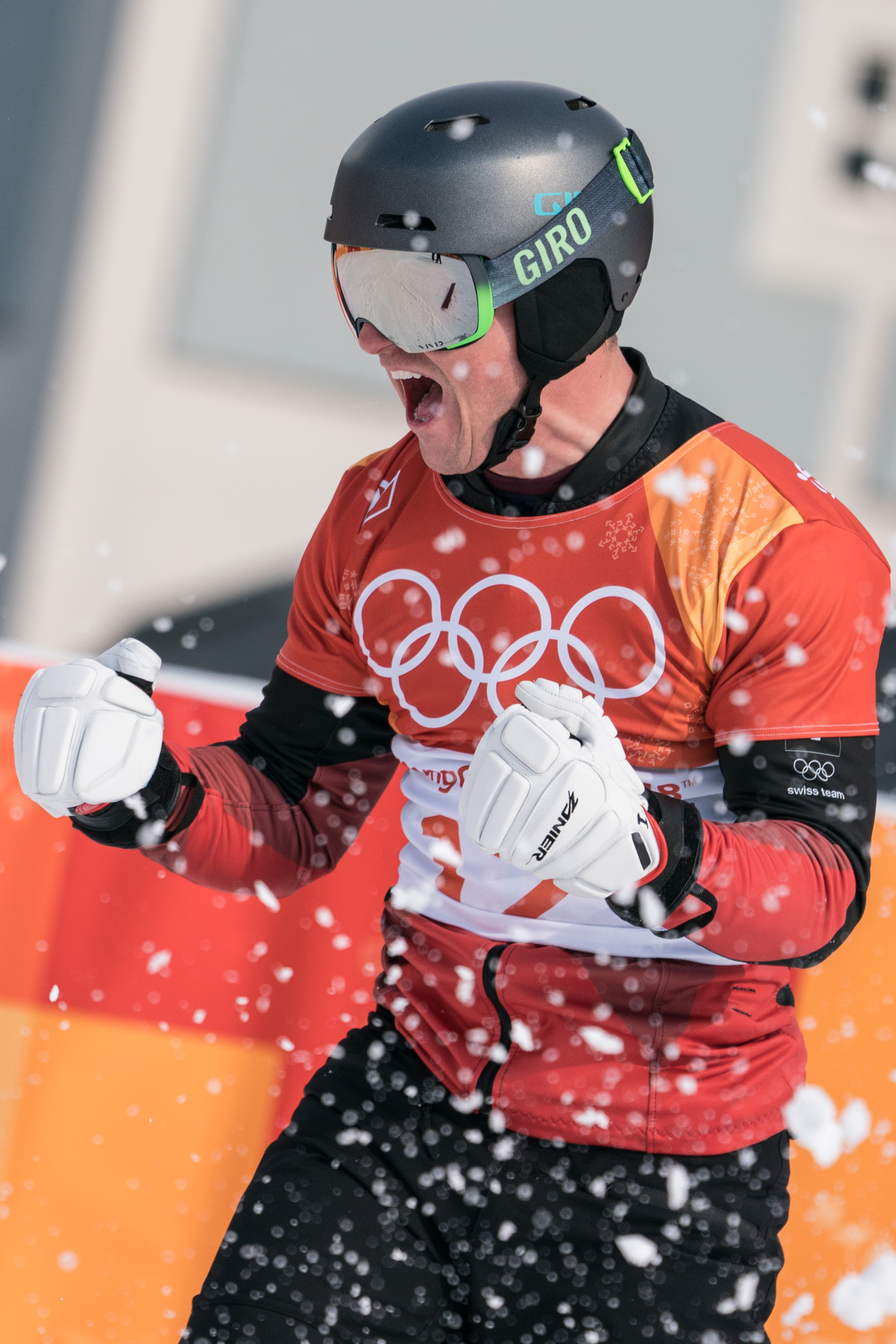 瑞士滑雪选手造就传奇,传承精神 瑞士滑雪选手造就传奇,传承精神