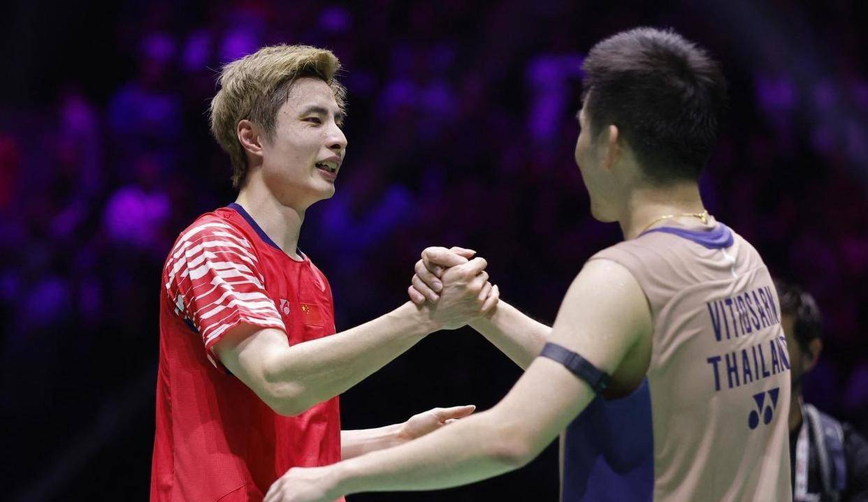 包含德国队完胜印尼队，石宇奇统治全场的词条