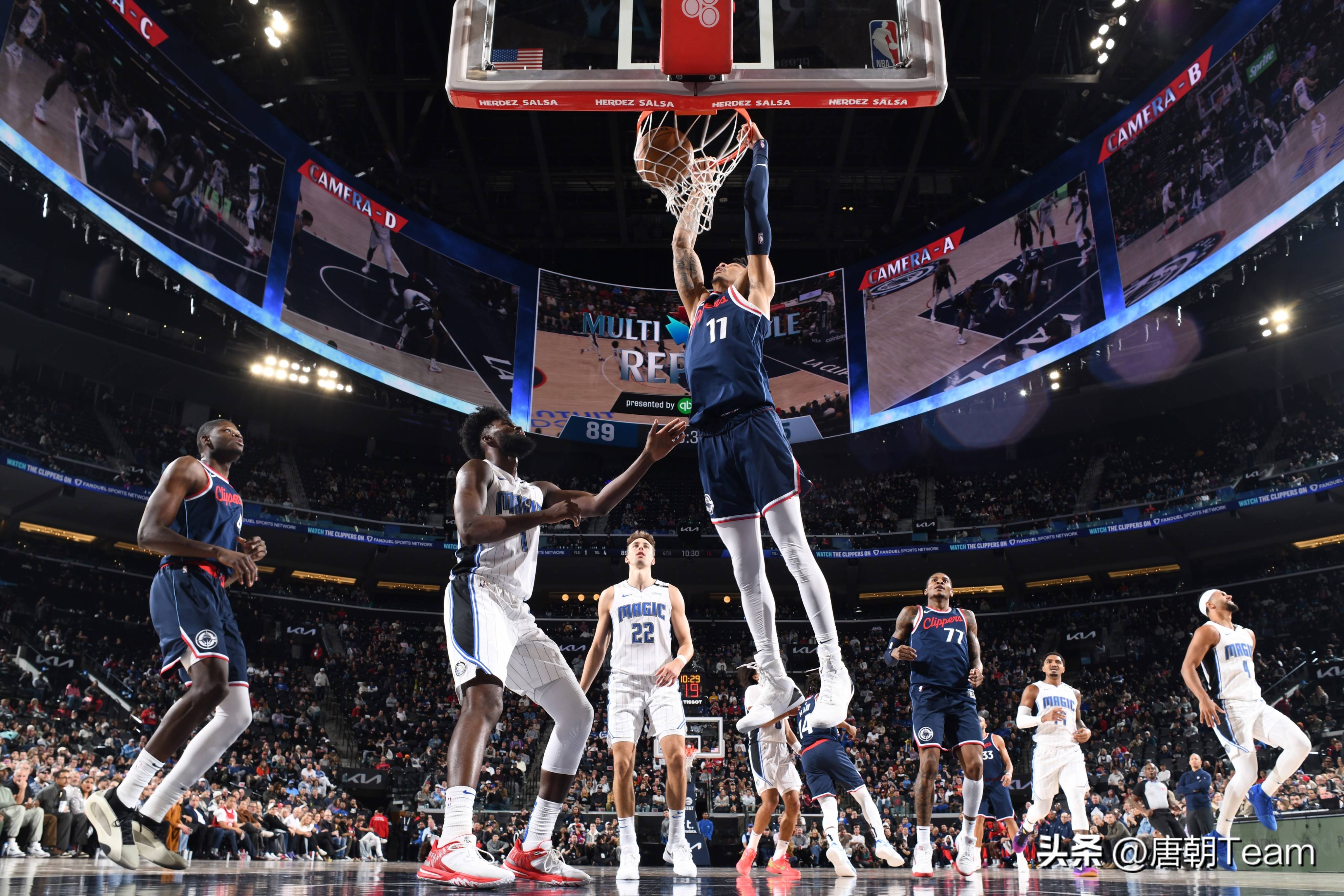 关于深圳队鏖战快船，麦科勒姆刷新纪录的信息